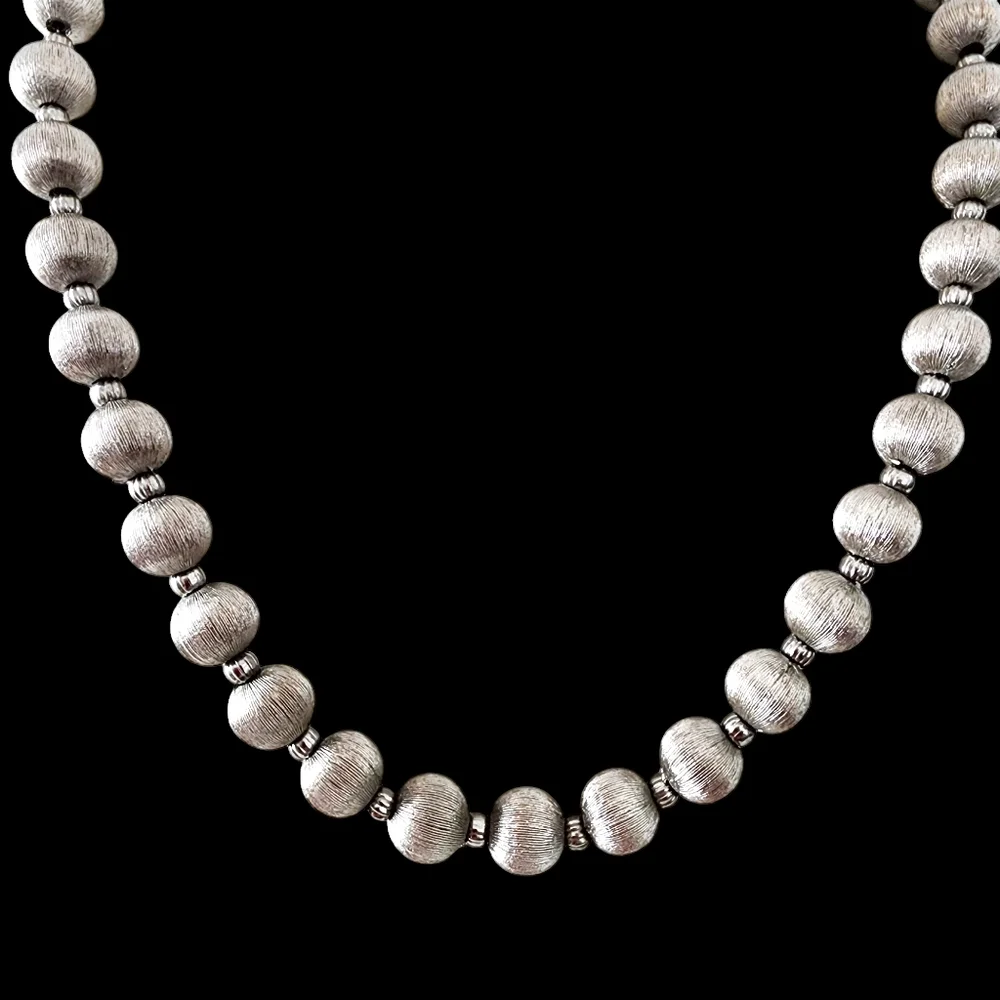 Vintage silver tone metal beads 1950s excellent condition